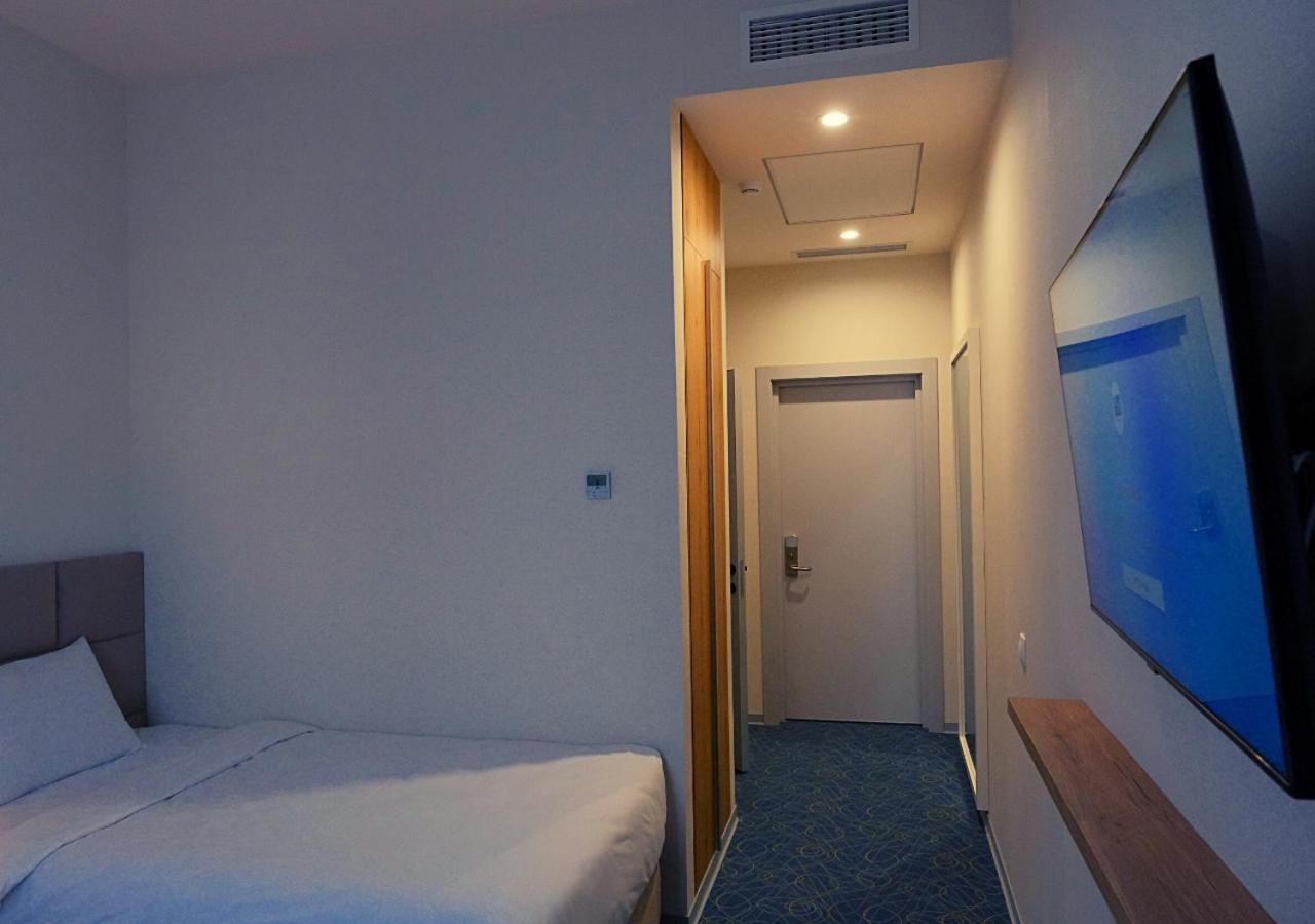 Add Hotel 알마티 외부 사진