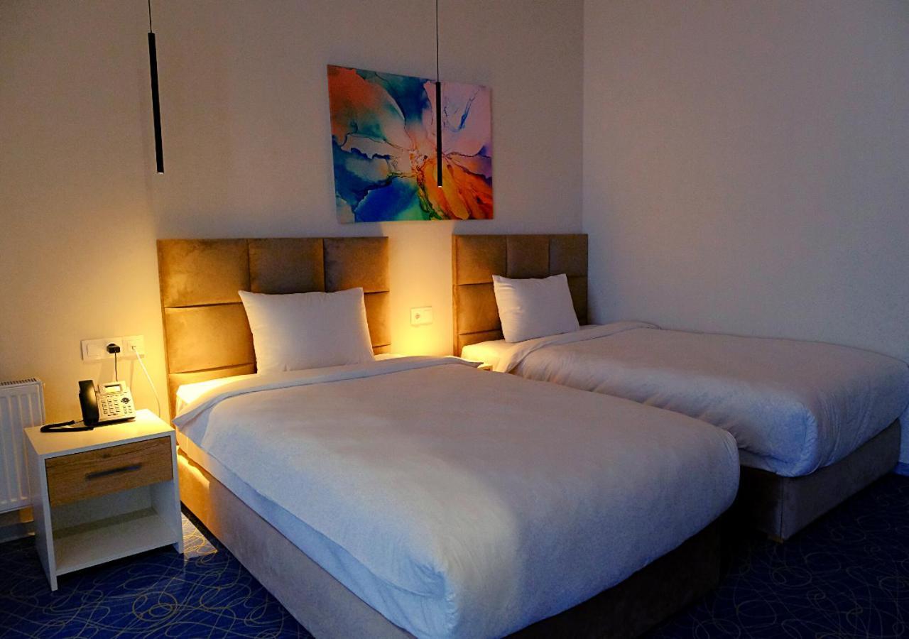 Add Hotel 알마티 외부 사진